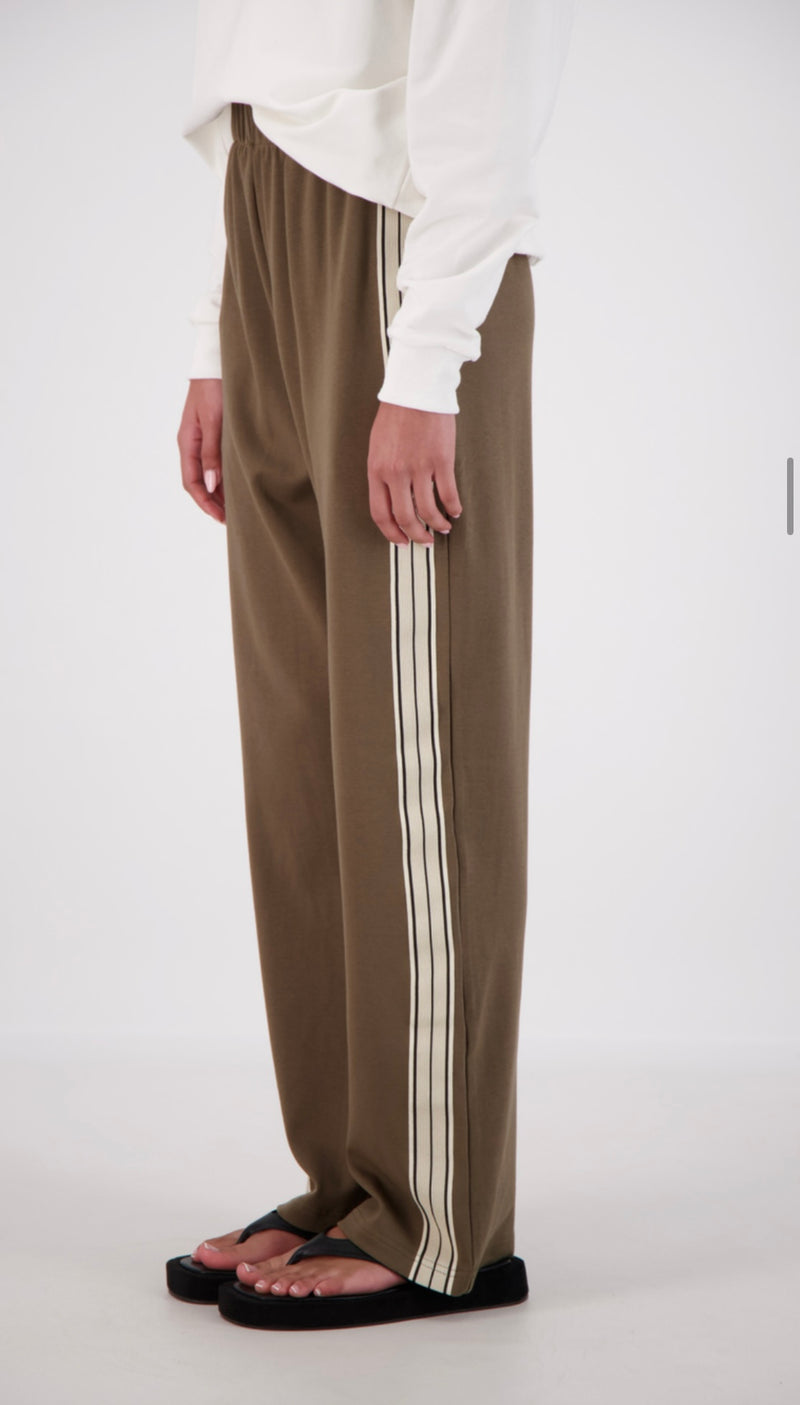 Panera Track Pant- Olive