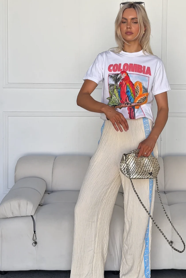 Colombia Regular Tee - White