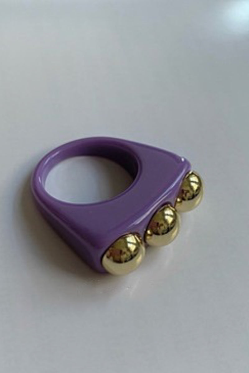 purple chunky resin ring side